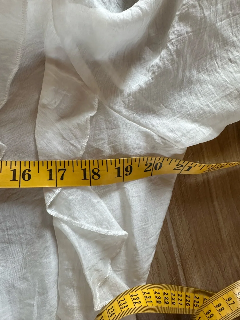 ZARA White Ruffle Sheer Blouse Size XL - Picture 3 of 3